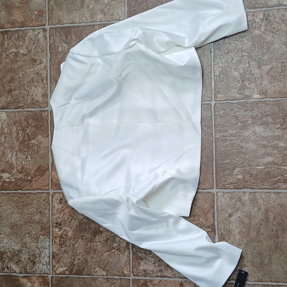 NWT Tahari Arthur Levine pearl White cropped jacket size 6 - Picture 6 of 7